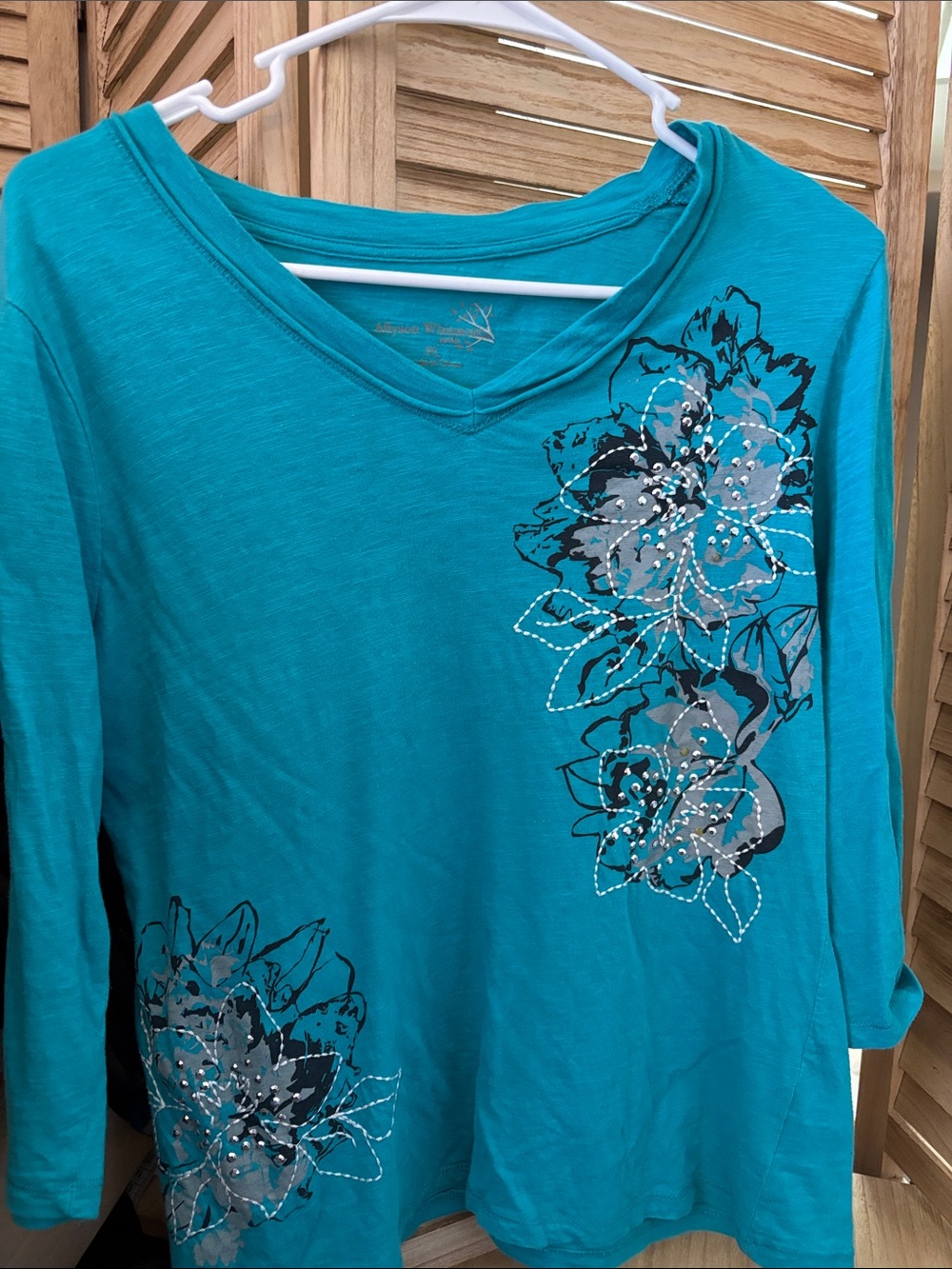Allyson Whitmore Teal Floral V-Neck Long Sleeve Top with Embellishment LP